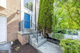 9410 Singleton Pl, Frederick, MD 21704 - Photo 3