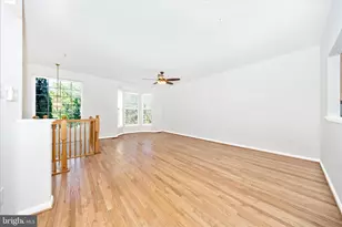 9410 Singleton Pl, Frederick, MD 21704 - Photo 7