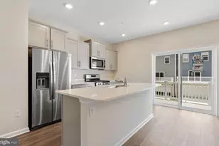 7104 Delegate Pl, Frederick, MD 21703 - Photo 9