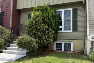 1724 Worthington Ct, Frederick, MD 21702 - Photo 3
