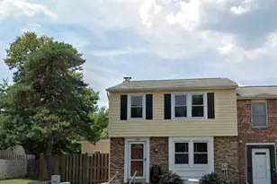 142 Fairfield Dr, Frederick, MD 21702 - Photo 1