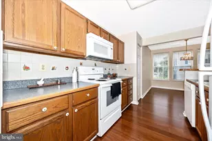 5601 Avonshire Pl, Frederick, MD 21703 - Photo 13