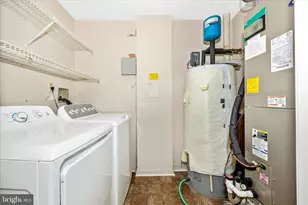 5601 Avonshire Pl, Frederick, MD 21703 - Photo 19
