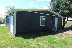 909 Oak St, Frederick, MD 21703 - Photo 27