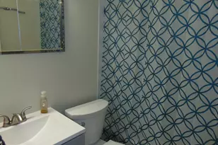 909 Oak St, Frederick, MD 21703 - Photo 17