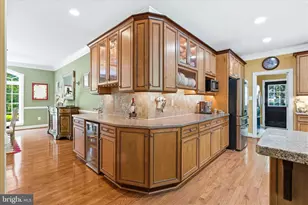 13903 Mitchell Ct, Mount Airy, MD 21771 - Photo 7
