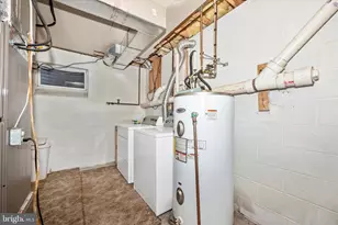 205 E G St, Brunswick, MD 21716 - Photo 37