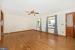 205 E G St, Brunswick, MD 21716 - Photo 5