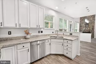 6736 Woodridge Rd, New Market, MD 21774 - Photo 11