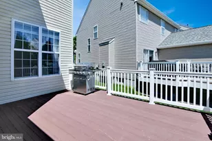 9678 Royal Crest Cir, Frederick, MD 21704 - Photo 3