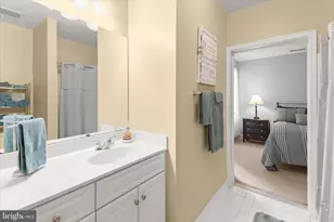 2520 Waterside Dr, Frederick, MD 21701 - Photo 37