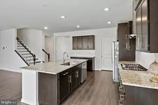 831 Foundry St, Frederick, MD 21701 - Photo 11