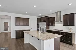 831 Foundry St, Frederick, MD 21701 - Photo 9