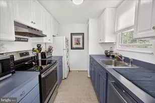 431 Heather Ridge Dr, Frederick, MD 21702 - Photo 9