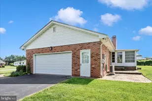 9496 Pocono Dr, Frederick, MD 21702 - Photo 57
