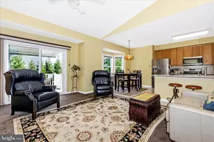 105 Crossing Pointe Ct, Frederick, MD 21702 - Photo 5