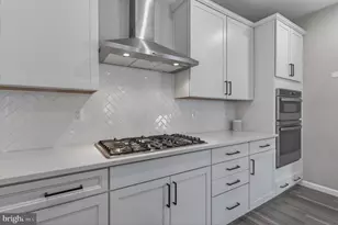 702 Kaplon Ct, Brunswick, MD 21716 - Photo 9