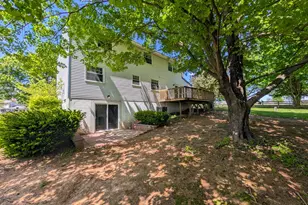 8211 Reveille Ct, Walkersville, MD 21793 - Photo 3