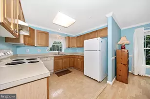 2505 Shelley Cir, Frederick, MD 21702 - Photo 11