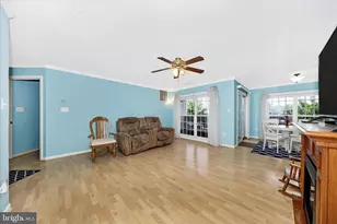 2505 Shelley Cir, Frederick, MD 21702 - Photo 7
