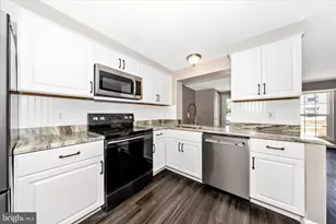 572 Hollyberry Way, Frederick, MD 21703 - Photo 11