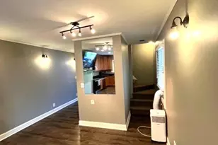 250 E 7th St, Frederick, MD 21701 - Photo 9