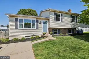 904 Horizon Rd, Mount Airy, MD 21771 - Photo 1