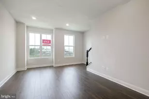 527 E 7th St, Frederick, MD 21701 - Photo 9