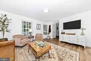 306 E D St, Brunswick, MD 21716 - Photo 5