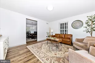 306 E D St, Brunswick, MD 21716 - Photo 3