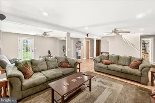 9712 Thompson Dr, Ijamsville, MD 21754 - Photo 21