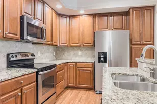 9555 Hyde Pl, Frederick, MD 21704 - Photo 3