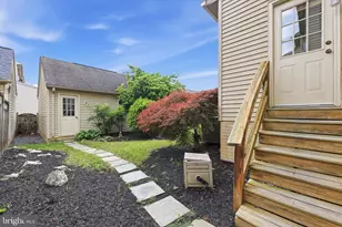 2237 Village Square Rd, Frederick, MD 21701 - Photo 33