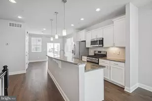 7166 Proclamation Pl, Frederick, MD 21703 - Photo 11