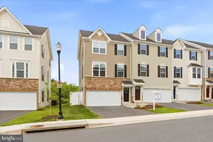 312 Pemberton Park Ln, Frederick, MD 21703 - Photo 3