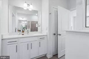 493 Hanson St, Frederick, MD 21701 - Photo 13