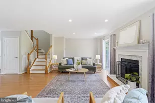 6203 Cliffside Terrace, Frederick, MD 21701 - Photo 9
