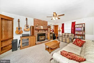 212 Wintergreen Ln, Brunswick, MD 21716 - Photo 19