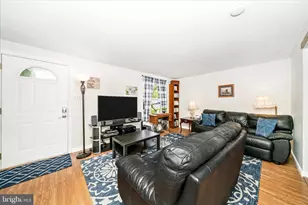 212 Wintergreen Ln, Brunswick, MD 21716 - Photo 7