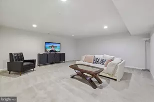 10064 Hutzell St, Ijamsville, MD 21754 - Photo 41