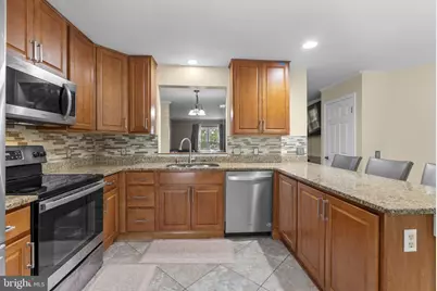 7069 Bradshaw Court W, Frederick, MD 21703 - Photo 11