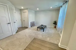 1518 Wilmer Park Ln, Frederick, MD 21703 - Photo 5