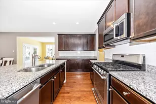 2021 Chamberlain Dr, Frederick, MD 21702 - Photo 3