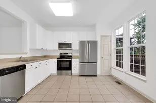 2495 Lakeside Drive, Frederick, MD 21702 - Photo 11