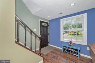 330 Heather Ridge Dr, Frederick, MD 21702 - Photo 3