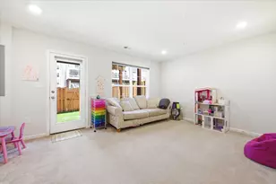 6217 Margarita Way, Frederick, MD 21703 - Photo 3