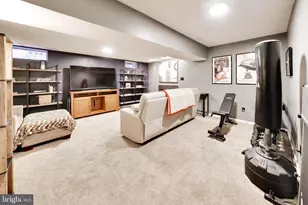 511 Hollyberry Way, Frederick, MD 21703 - Photo 19