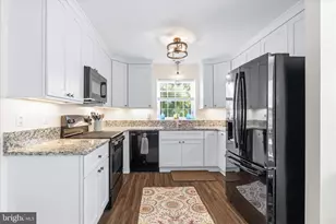 2507 Shelley Cir, Frederick, MD 21702 - Photo 17