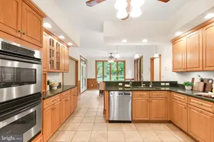 12048 Pleasant Walk Rd, Myersville, MD 21773 - Photo 9