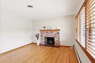 112 Locust Ct, Middletown, MD 21769 - Photo 5